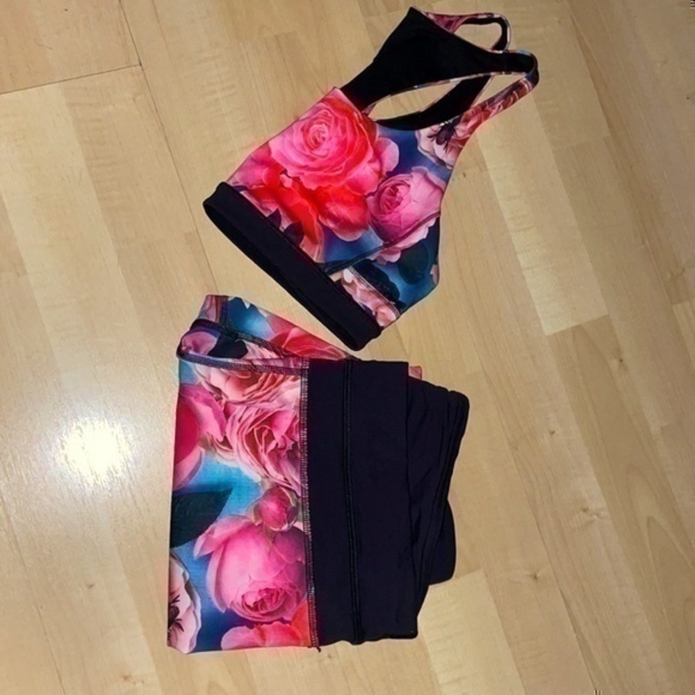Lululemon set top + inspire crop leggings 8 rose secret garden gently preloved - Picture 16 of 16